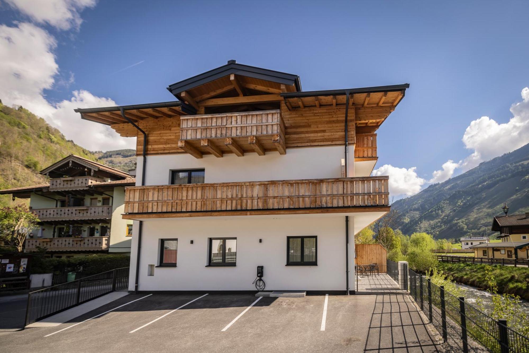 Riverside Rauris Apartments エクステリア 写真