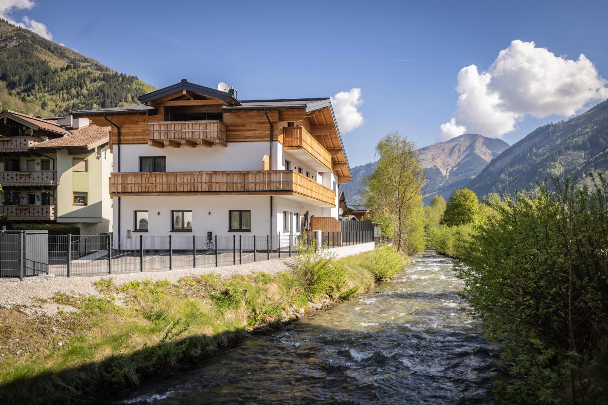Riverside Rauris Apartments エクステリア 写真