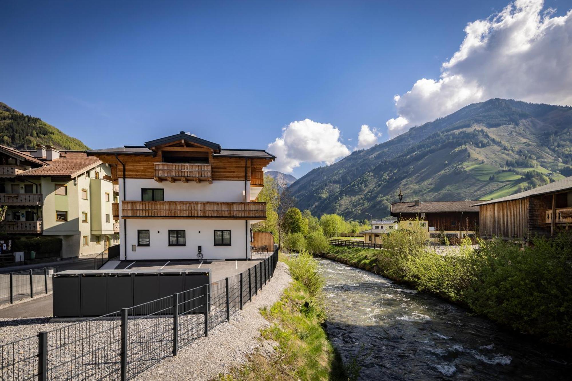Riverside Rauris Apartments エクステリア 写真