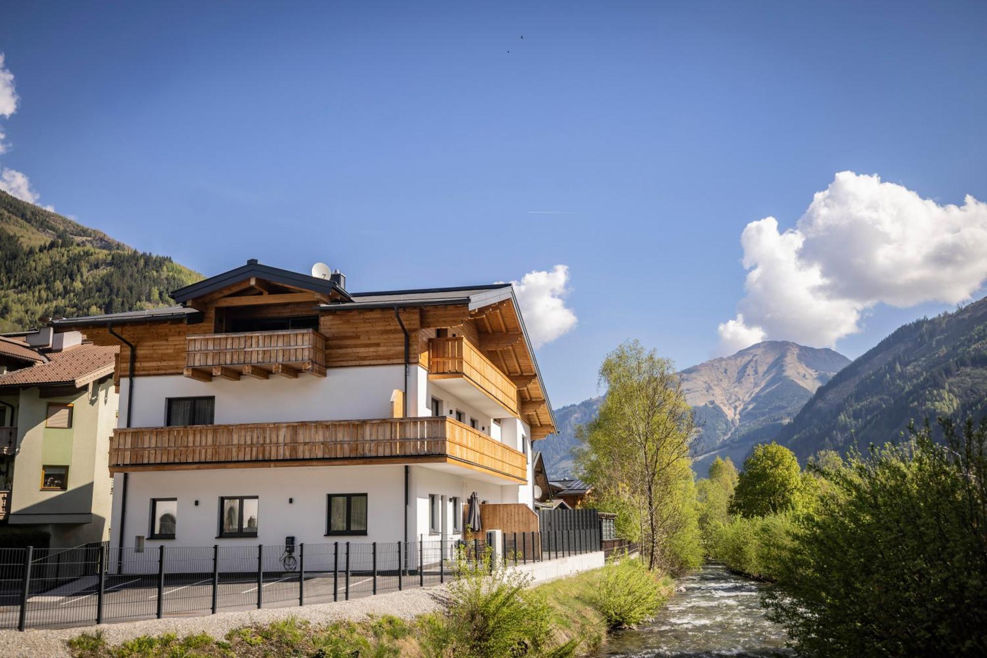 Riverside Rauris Apartments エクステリア 写真